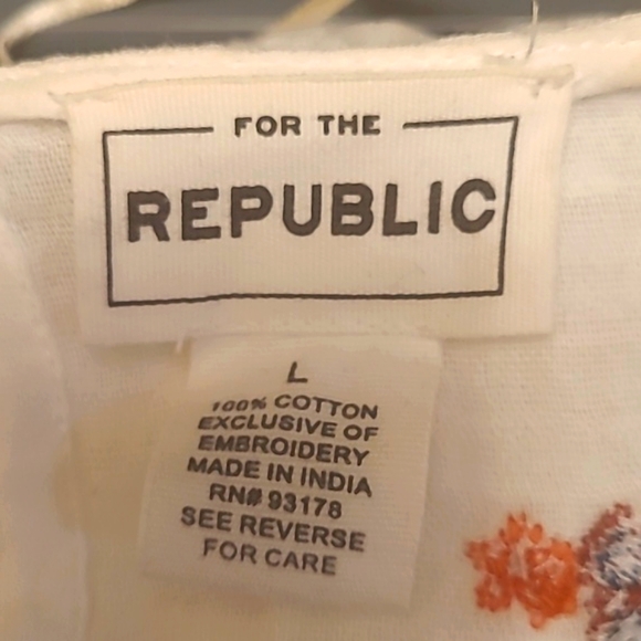 Embroidered Boho Blouse - Picture 7 of 8